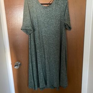 Green T shirt dress